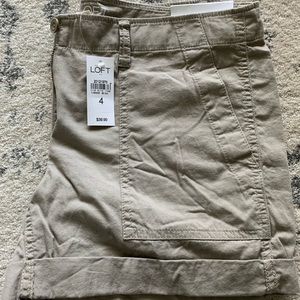 NWT, sz 4 khaki cargo shorts (4” inseam)